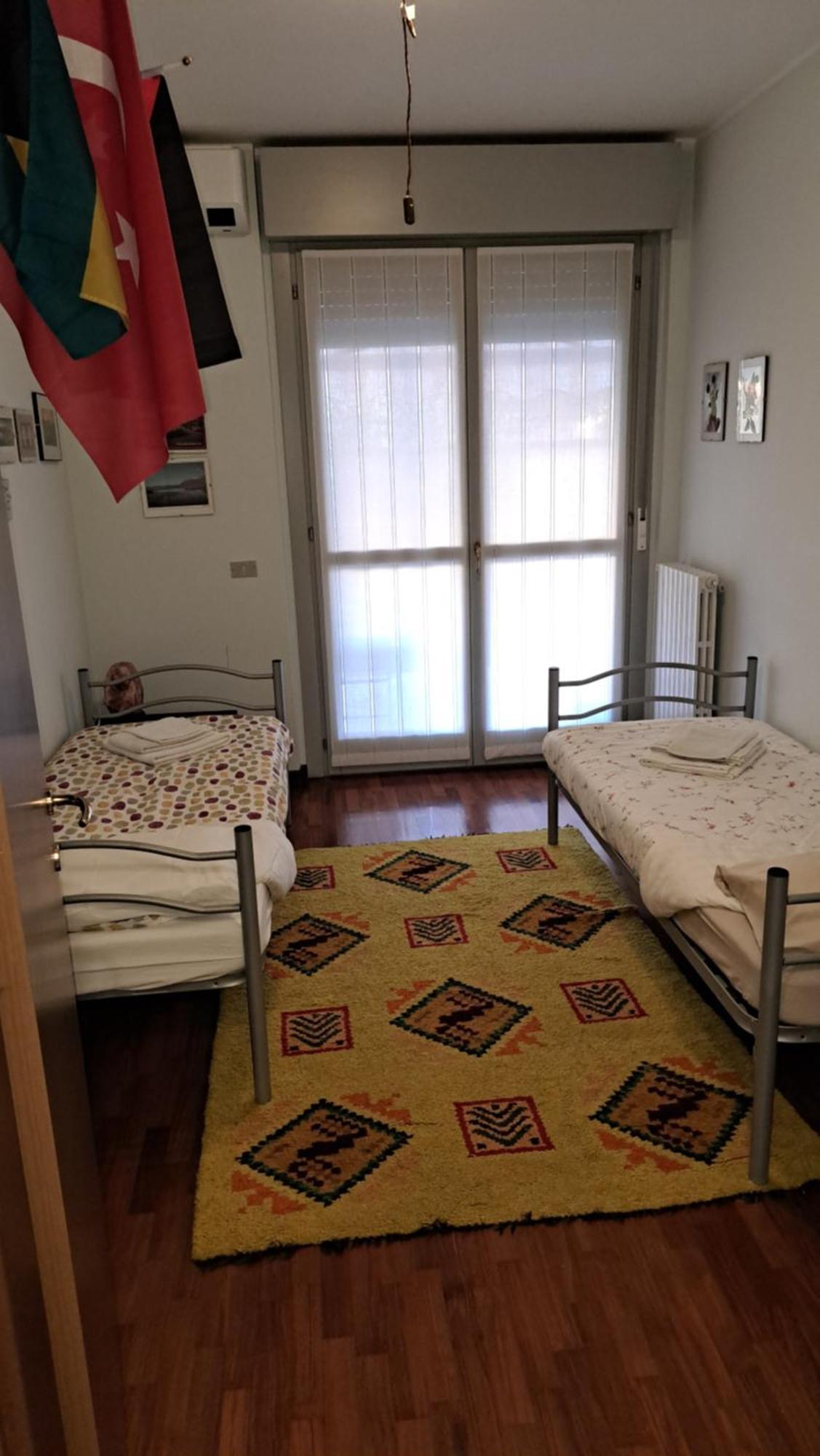 Casa Vacanze La Mela Monza Buitenkant foto